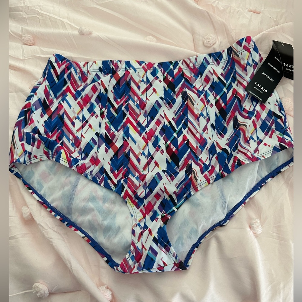 TORRID Purple Blue White Geometric Bikini High Waisted Bottoms Size 00 NWT